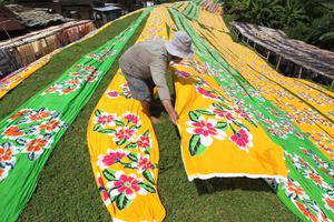 INDONESIA-CULTURA-BATIK