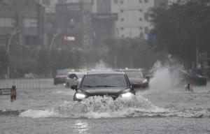 CHINA-HAINAN-HAIKOU-TIFON-WIPHA