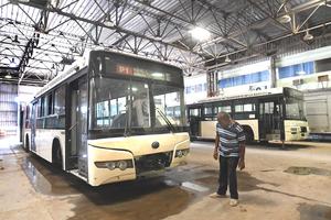 CUBA-GUANAJAY-CHINA-TRANSPORTE PUBLICO-COOPERACION