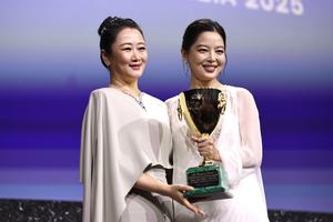 ITALIA-VENECIA-FESTIVAL DE CINE-MEJOR ACTRIZ-XIN ZHILEI