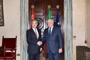 ITALIA-ROMA-WANG YI-COMITE GUBERNAMENTAL CHINA-ITALIA-REUNION CONJUNTA