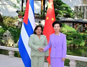 CHINA-BEIJING-SHEN YIQIN-FEDERACION DE MUJERES CUBANAS-SECRETARIA GENERAL-REUNION