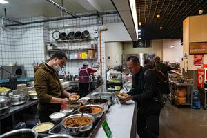 CHINA-SICHUAN-GUANGYUAN-GASTRONOMIA LOCAL