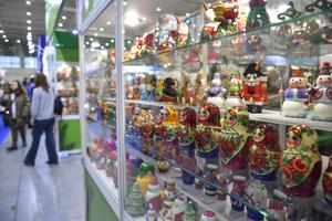 RUSIA-MOSCU-FERIA DE ARTES Y ARTESANIAS POPULARES