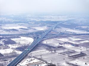CHINA-HEBEI-TRAFICO-AUTOPISTA