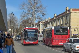 AZERBAIYAN-GANJA-AUTOBUSES CHINOS