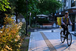UZBEKISTAN-TASHKENT-PRIMAVERA-VIDA COTIDIANA