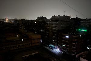 EGIPTO-CAIRO-CIERRE OBLIGATORIO-VISTA NOCTURNA CON LUZ ATENUADA