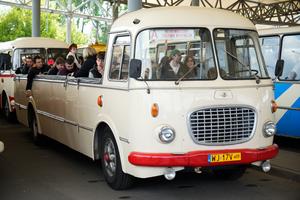 POLONIA-VARSOVIA-AUTOBUSES ANTIGUOS