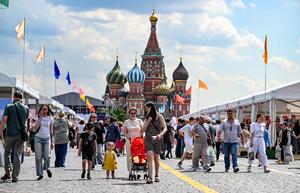 RUSIA-MOSCU-FESTIVAL DEL LIBRO DE LA PLAZA ROJA