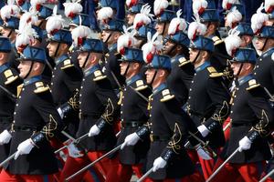 FRANCIA-PARIS-DIA DE LA BASTILLA-DESFILE