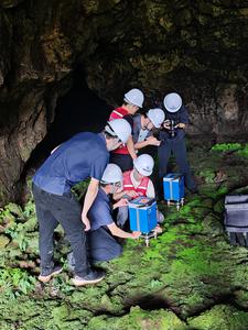 CHINA-HAINAN-CAMPO VOLCANICO-INVESTIGACION CIENTIFICA