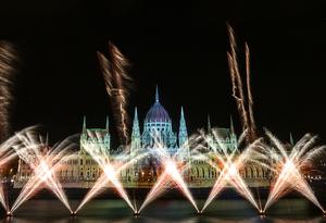 HUNGRIA-BUDAPEST-DIA NACIONAL-CELEBRACIONES-ESPECTACULO NOCTURNO