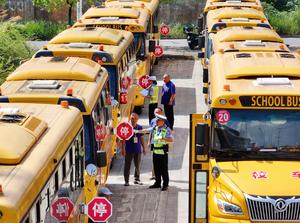 CHINA-PREPARACION PARA EL NUEVO SEMESTRE