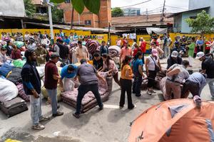 NEPAL-KATMANDU-DONACION