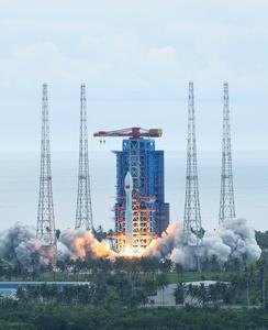 CHINA-HAINAN-WENCHANG-GRUPO DE SATELITES-LANZAMIENTO