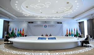 KIRGUISTAN-CHOLPON-ATA-LIDERES DE LOS PAISES DE ASIA CENTRAL Y AZERBAIYAN-COOPERACION REGIONAL