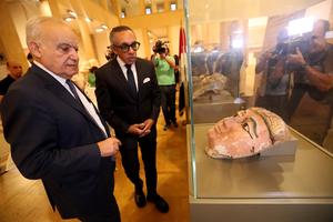 LIBANO-BEIRUT-ARTEFACTOS-ENTREGA