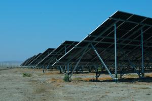AZERBAIYAN-BAKU-CHINA-PLANTA DE ENERGIA SOLAR FINANCIADA-CONEXION A LA RED