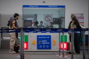 VENEZUELA-LA GUAIRA-AEROPUERTO-TERMINAL PROVISIONAL-OPERACIONES