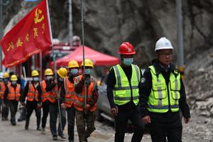 CHINA-XIZANG-GYIRONG-AVALANCHA DE LODO-RESCATE-AREA CENTRAL